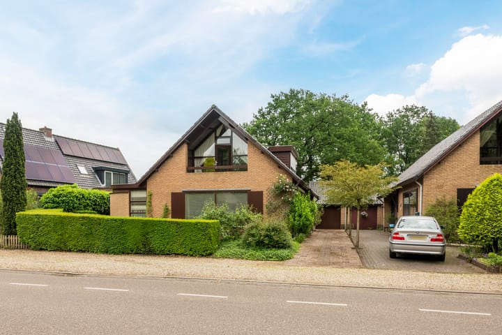 Foto 46 van Hoenderloseweg 67