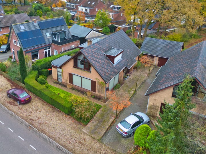 Foto 49 van Hoenderloseweg 67