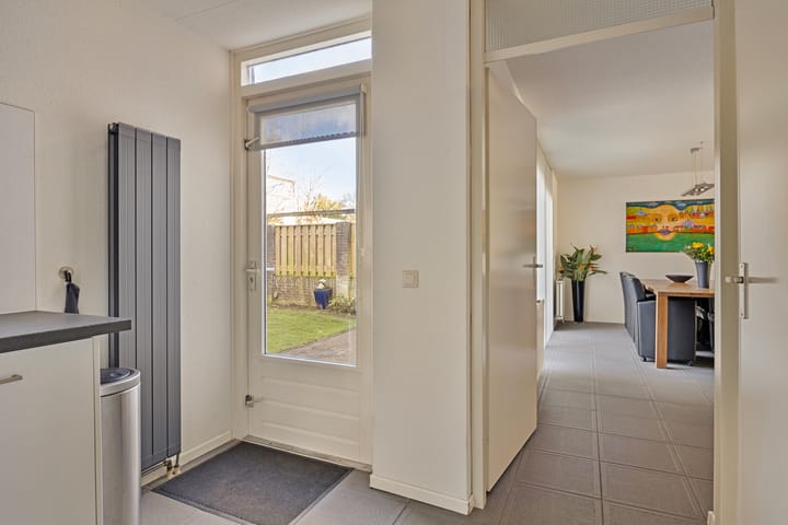 Photo 14 of Regenwulp 5