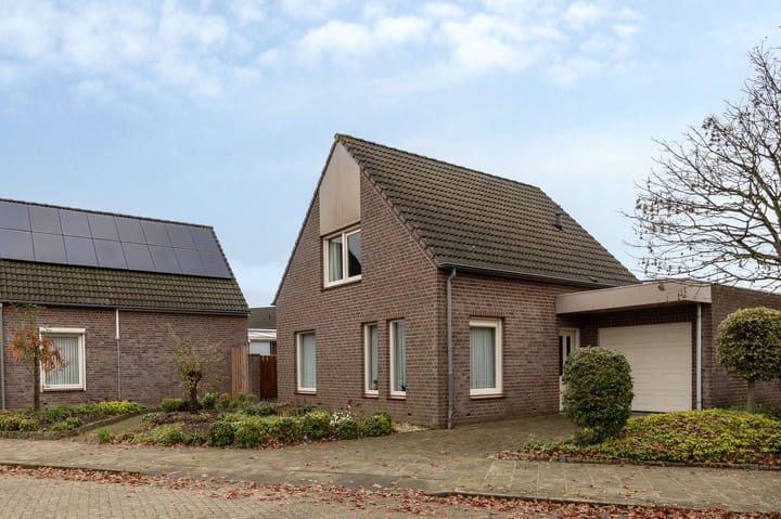 Foto 33 van Binnenhof 8