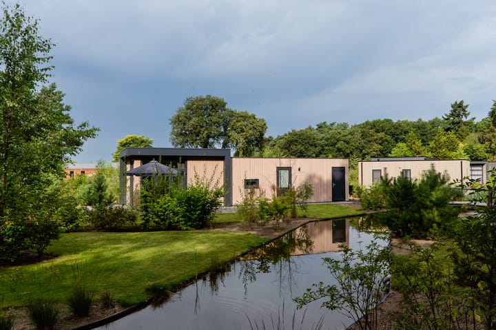 Foto 1 van Vijverlaan 1-LV16