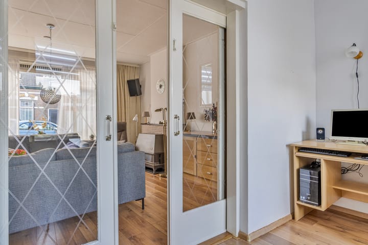 Foto 11 van Veerstraat 19