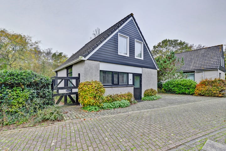 View photo 37 of Hogeweg 50-A0029