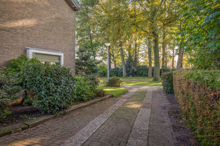 View photo 34 of van der Wijckstraat 32