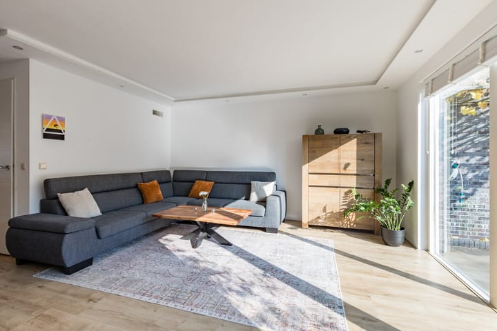 Foto 4 van Stella Agsteribbeland 17