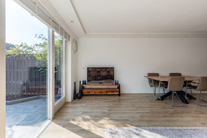 Foto 7 van Stella Agsteribbeland 17