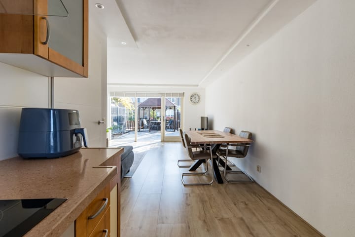 Foto 8 van Stella Agsteribbeland 17