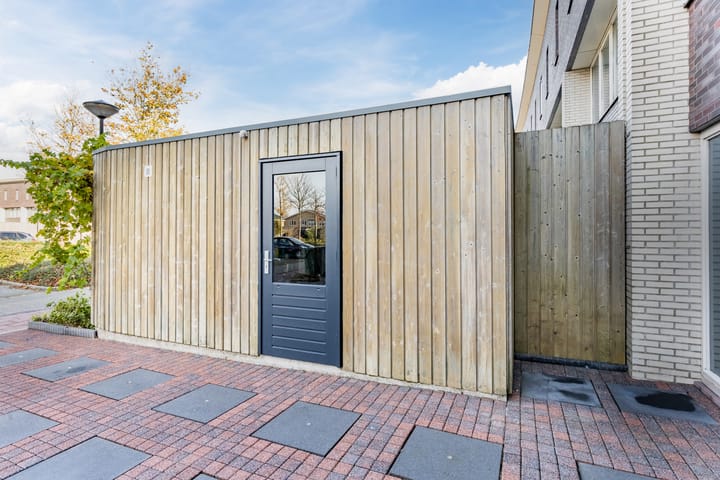 Foto 40 van Stella Agsteribbeland 17