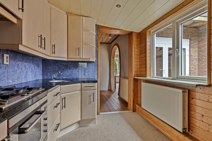 Photo 15 of Regentessestraat 24