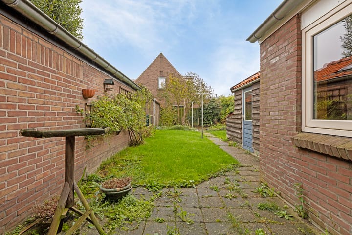 Photo 27 of Regentessestraat 24