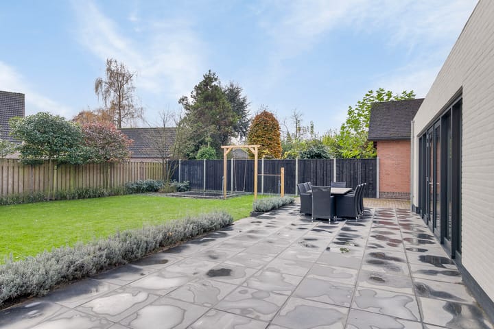 Foto 34 van Lijsterbesdreef 9