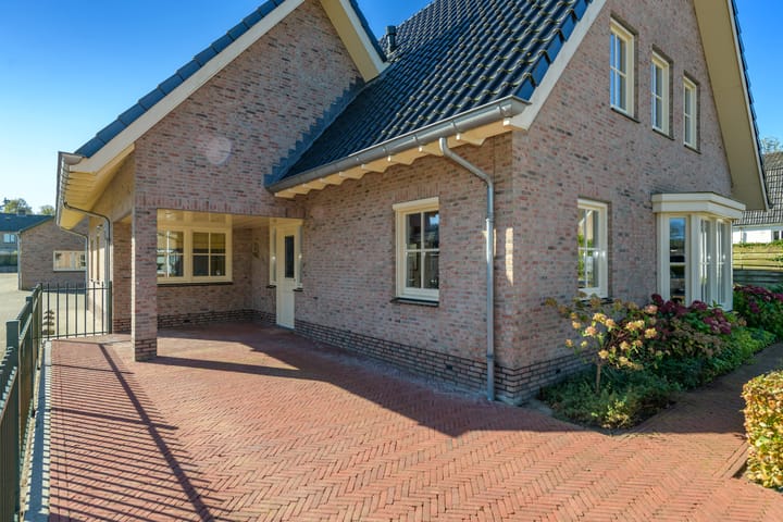 Foto 42 van Dorpstraat 92