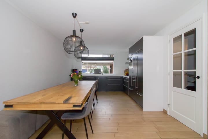 Foto 7 van Wilde Zwaan 17