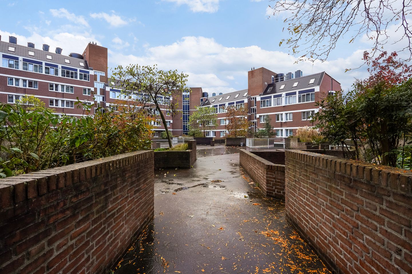 Photo 19 of Sir Winston Churchillln 811-A