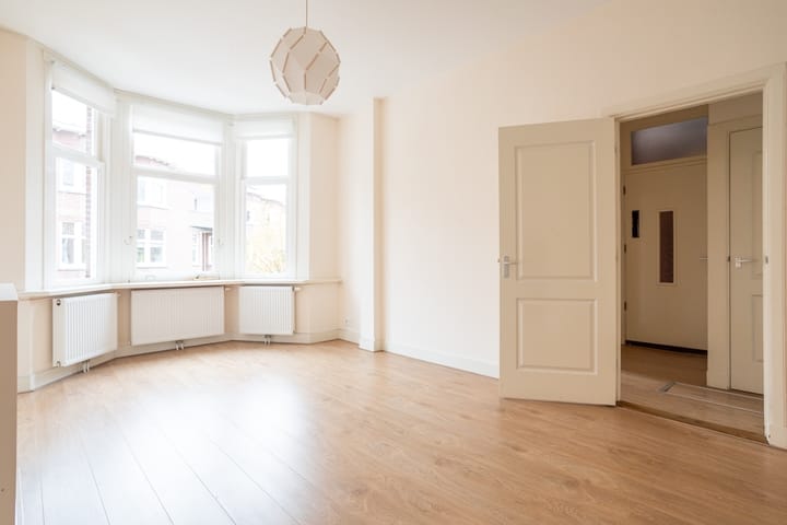 Photo 2 of De Vriesstraat 81