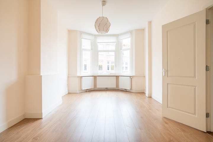 Photo 4 of De Vriesstraat 81