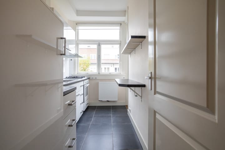 Photo 10 of De Vriesstraat 81