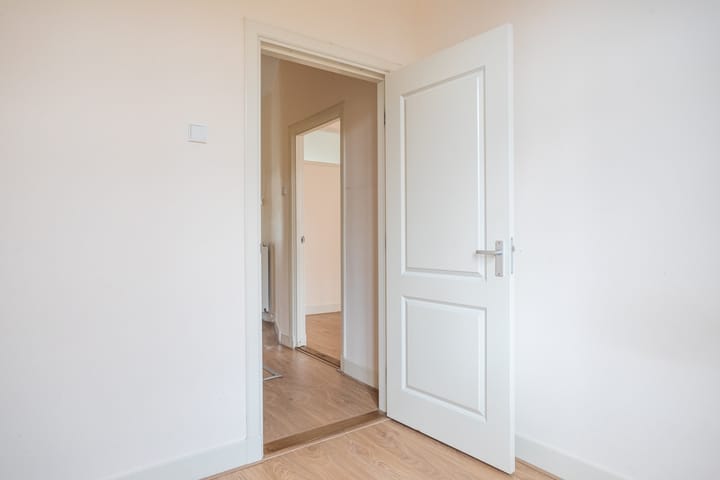 Photo 20 of De Vriesstraat 81