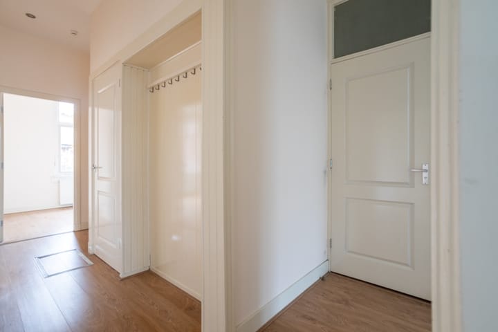 Photo 21 of De Vriesstraat 81