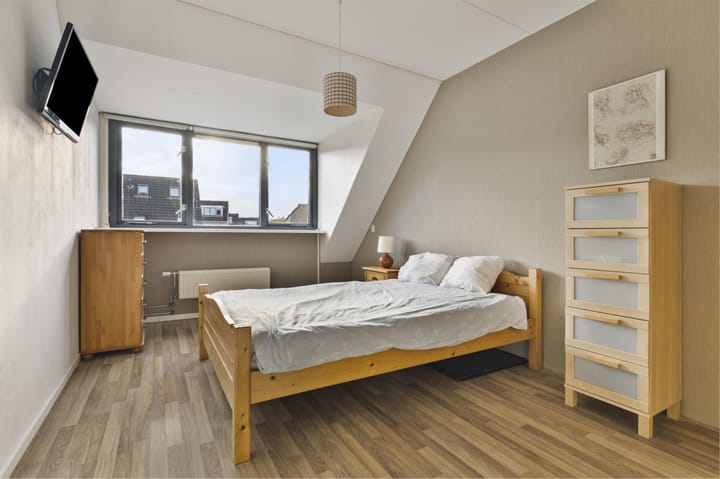 Foto 15 van P. Behrenserf 23