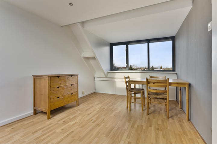 Foto 25 van P. Behrenserf 23