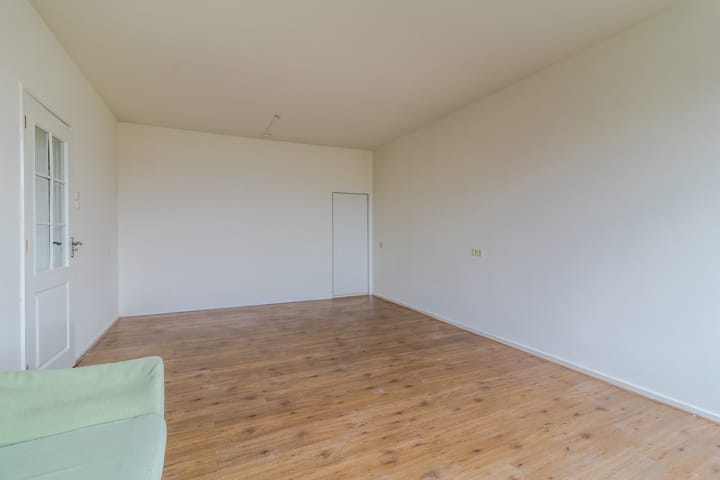 Foto 6 van Van Opbergenstraat 14