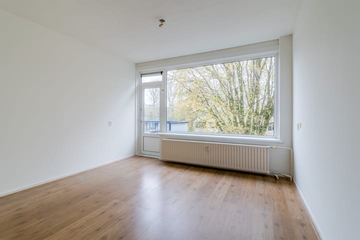 Foto 18 van Van Opbergenstraat 14