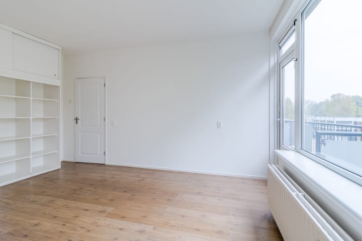 Foto 21 van Van Opbergenstraat 14