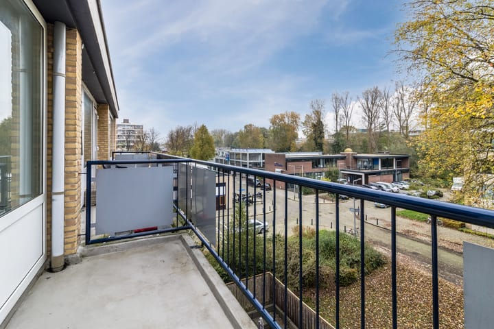 Foto 24 van Van Opbergenstraat 14