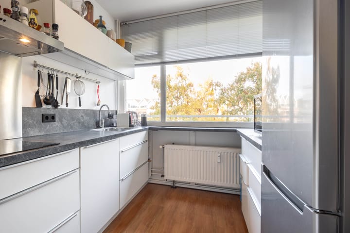 Foto 10 van Adriaan van Bergenstraat 340