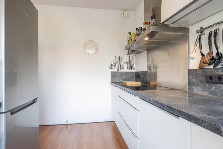 Foto 11 van Adriaan van Bergenstraat 340