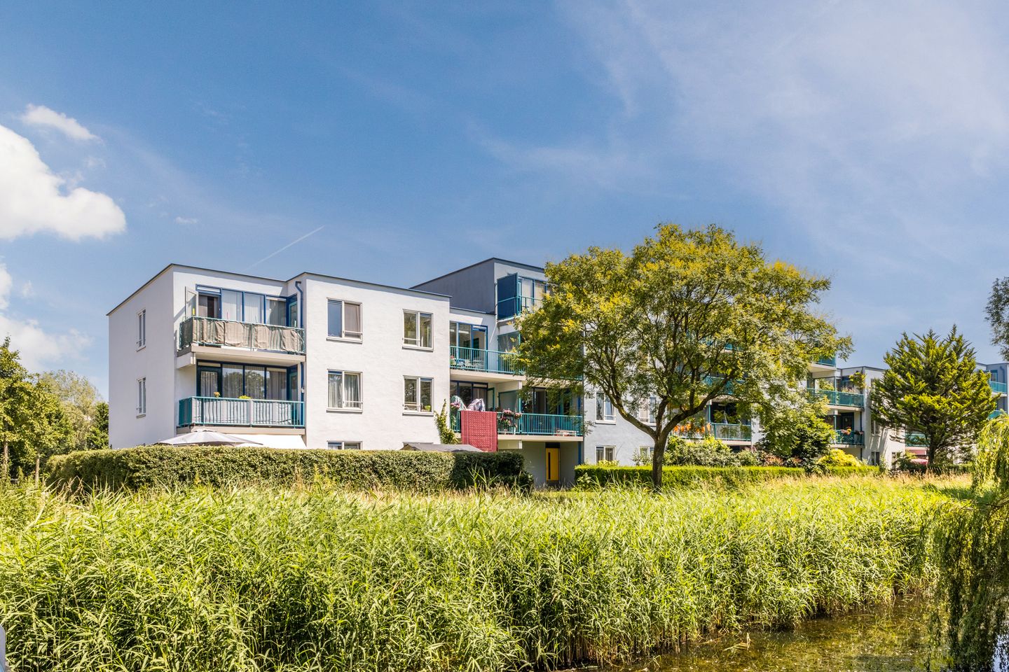 Foto 1 van Vlakkerweg 125