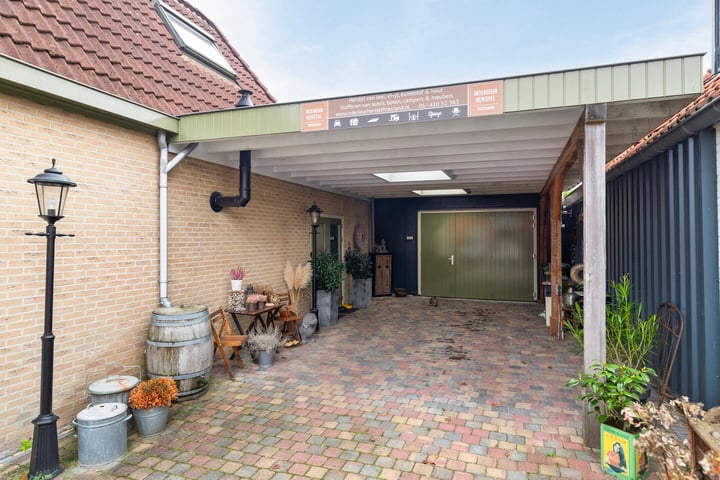 View photo 9 of Hoofdstraat Oost 19