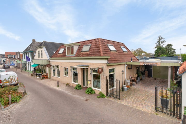 View photo 40 of Hoofdstraat Oost 19