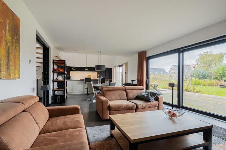 Foto 15 van Leeuwerik 13