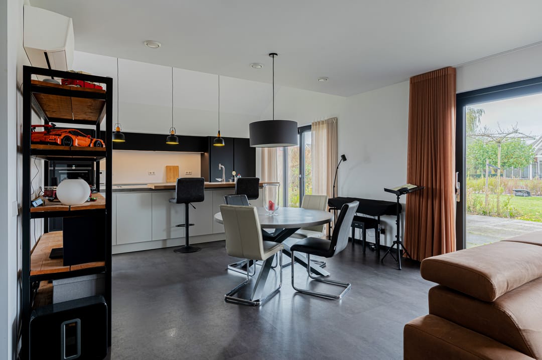 Photo 16 of Leeuwerik 13