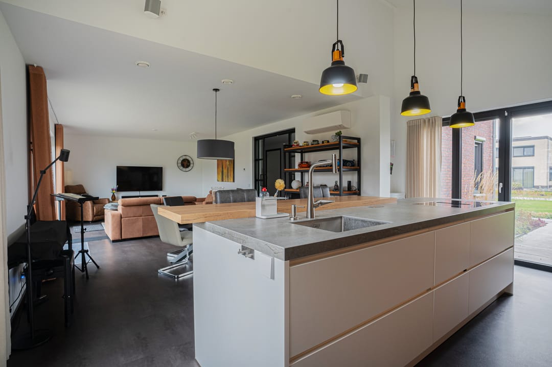 Photo 23 of Leeuwerik 13