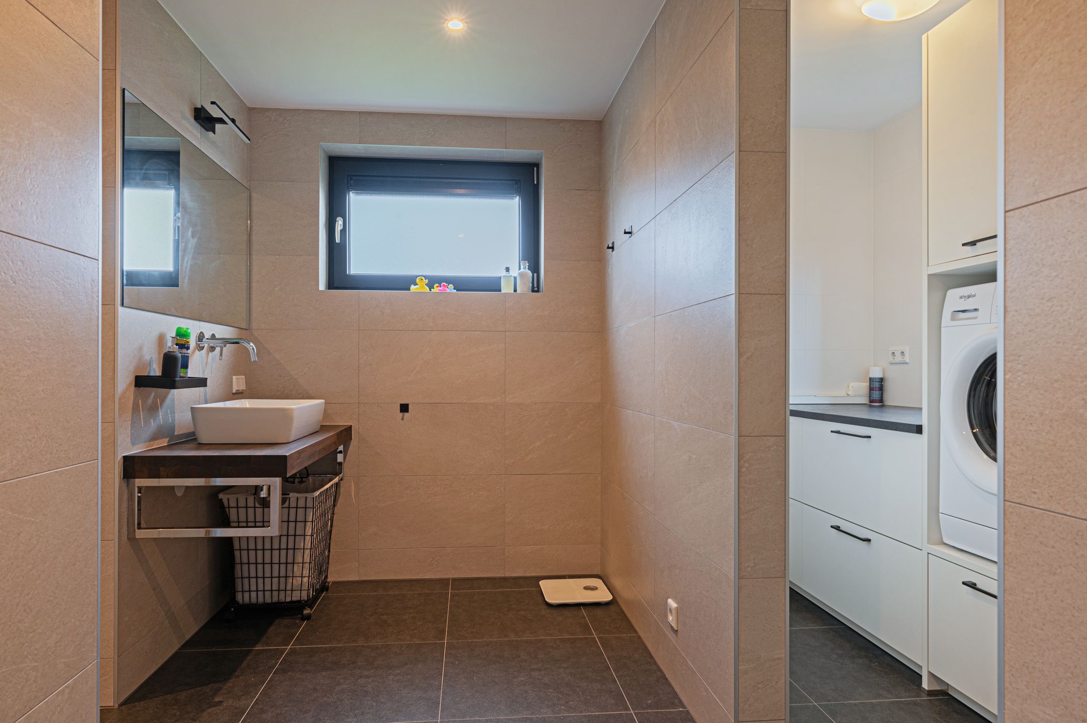 Photo 39 of Leeuwerik 13