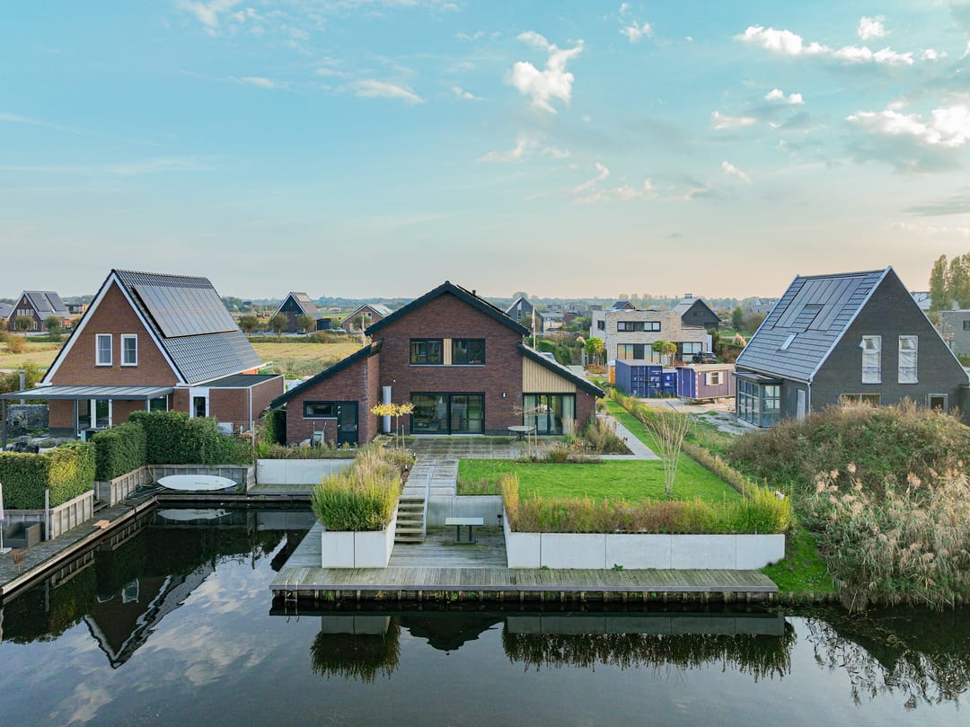 Photo 58 of Leeuwerik 13