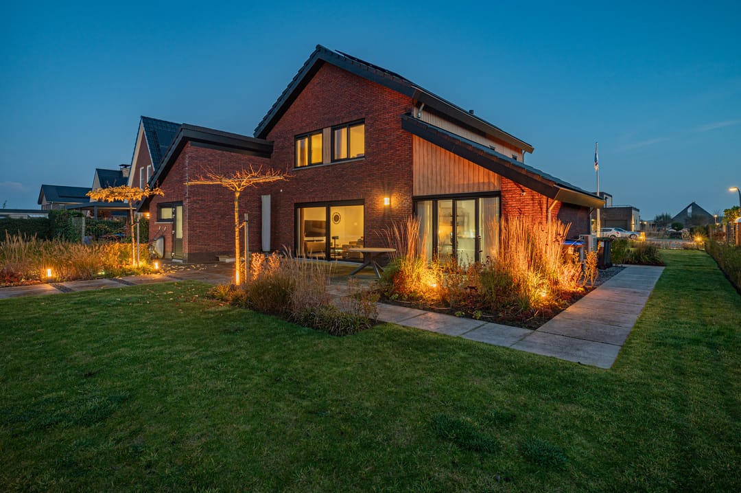 Photo 61 of Leeuwerik 13