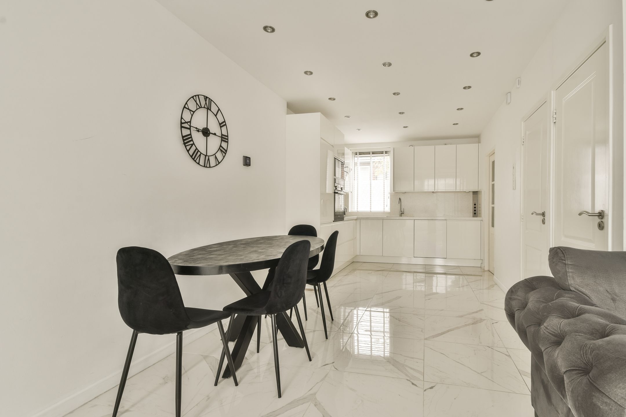 Photo 12 of Wierdestraat 7