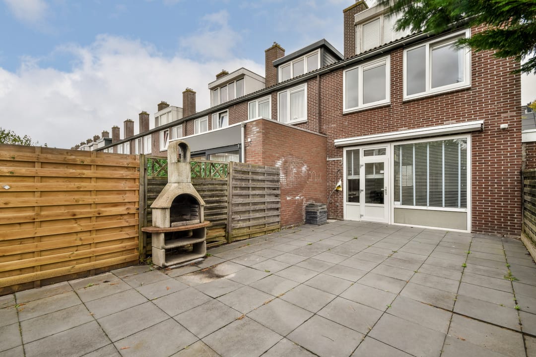 Photo 16 of Wierdestraat 7