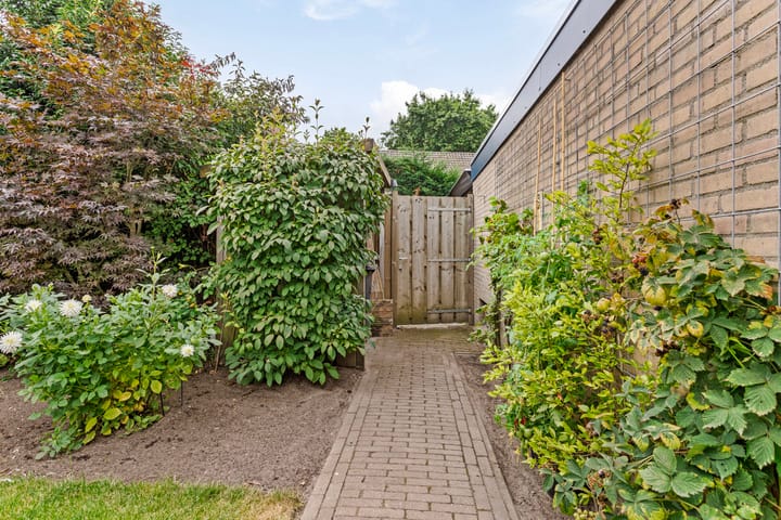 Foto 38 van Bernhardstraat 47