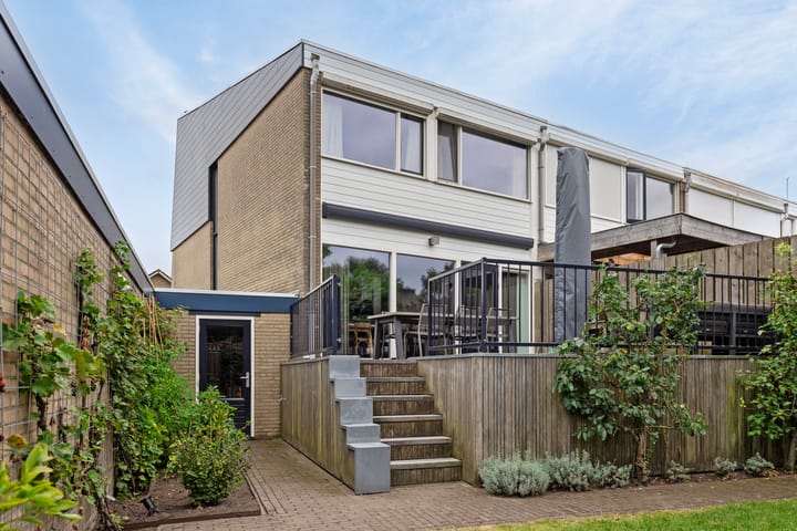 Foto 39 van Bernhardstraat 47