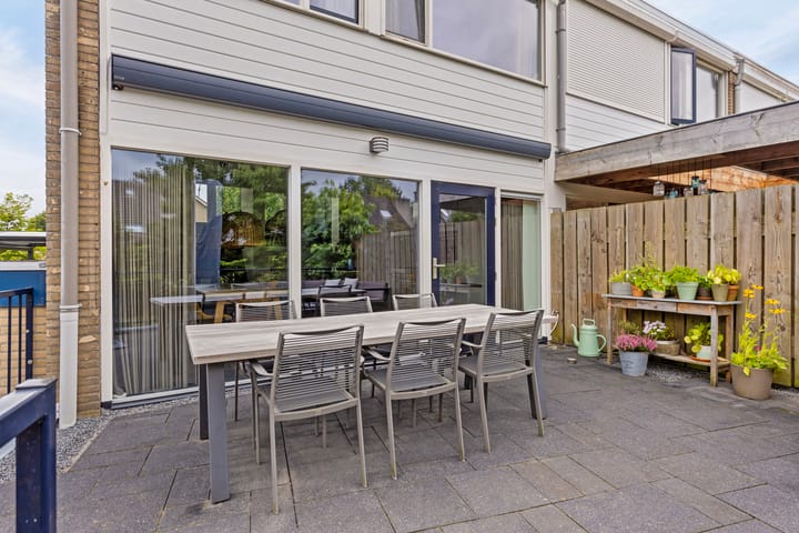 Foto 43 van Bernhardstraat 47