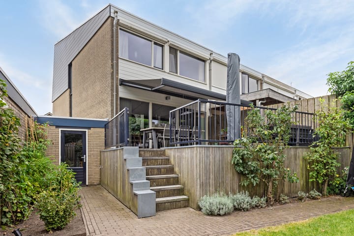 Foto 44 van Bernhardstraat 47