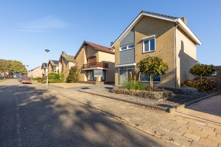 Foto 5 van Dr. Duijsenslaan 19