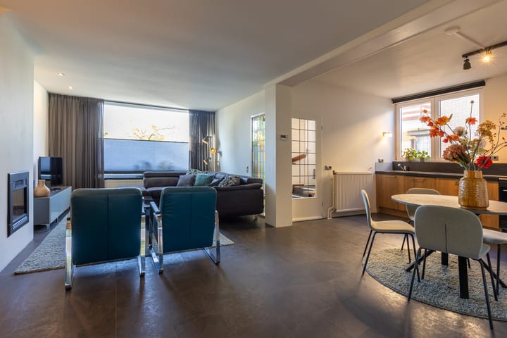 Foto 14 van Dr. Duijsenslaan 19