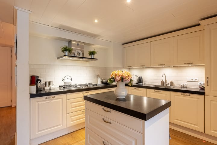 Foto 17 van Willem Frederikstraat 92