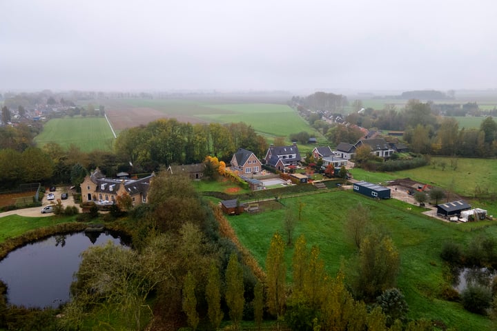 View photo 49 of Buitendijk 2-A